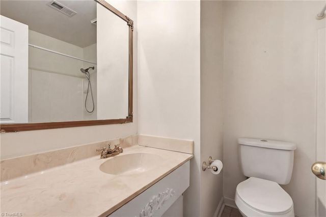 4822 Tower Road C, Greensboro, NC 27410