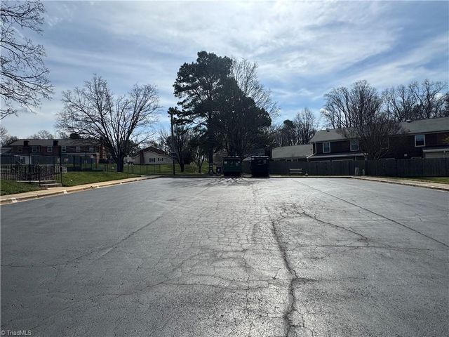 4822 Tower Road C, Greensboro, NC 27410