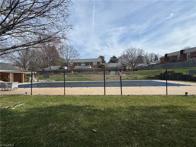 4822 Tower Road C, Greensboro, NC 27410