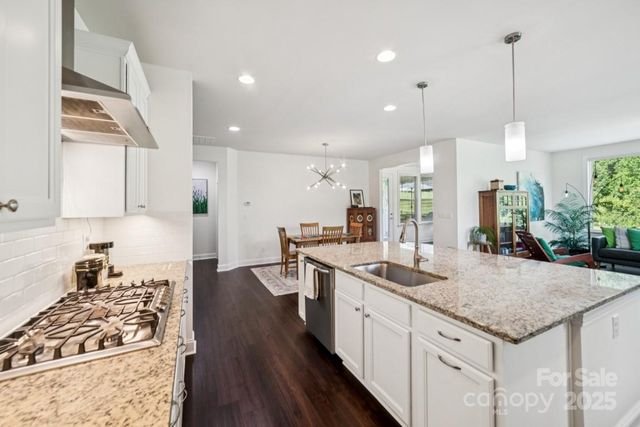 147 Boxtail Way, Mooresville, NC 28115