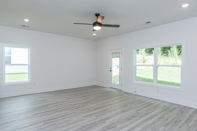 626 Farcroft Trail, Roebuck, SC 29376