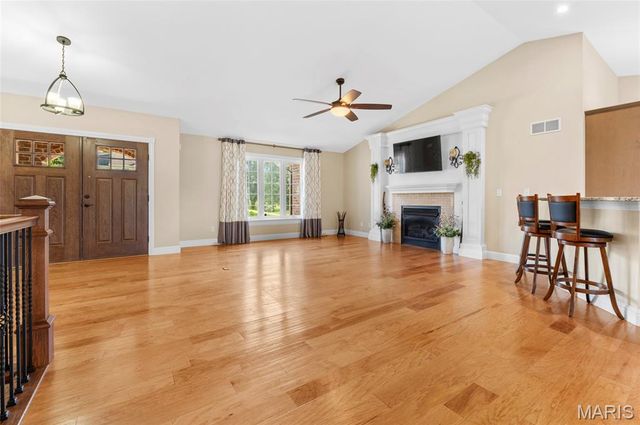 8906 WENDELL CREEK Drive, St Jacob, IL 62281