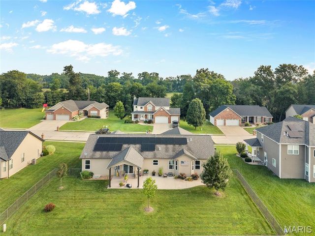 8906 WENDELL CREEK Drive, St Jacob, IL 62281