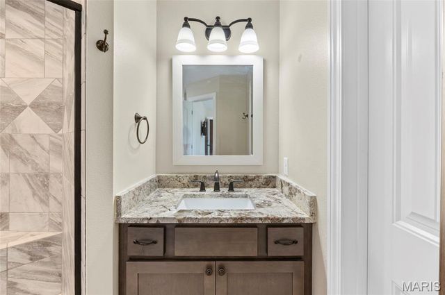 8906 WENDELL CREEK Drive, St Jacob, IL 62281