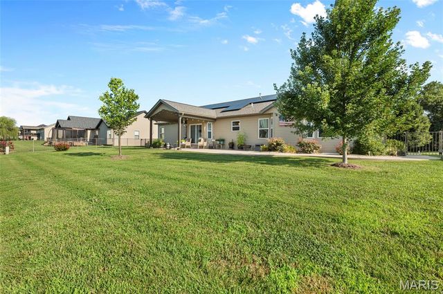 8906 WENDELL CREEK Drive, St Jacob, IL 62281