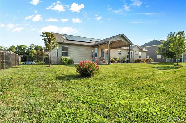 8906 WENDELL CREEK Drive, St Jacob, IL 62281