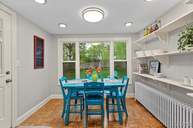 7567 Stanford Avenue, St Louis, MO 63130