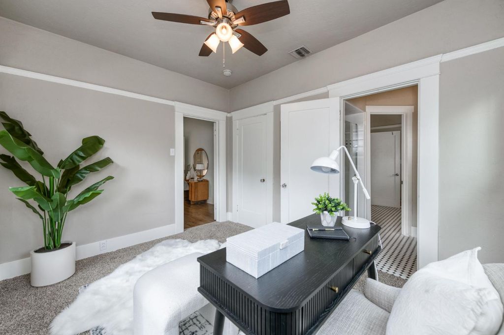 Image 20 of property listing at 636 E Yale Avenue, Fresno, CA 93704