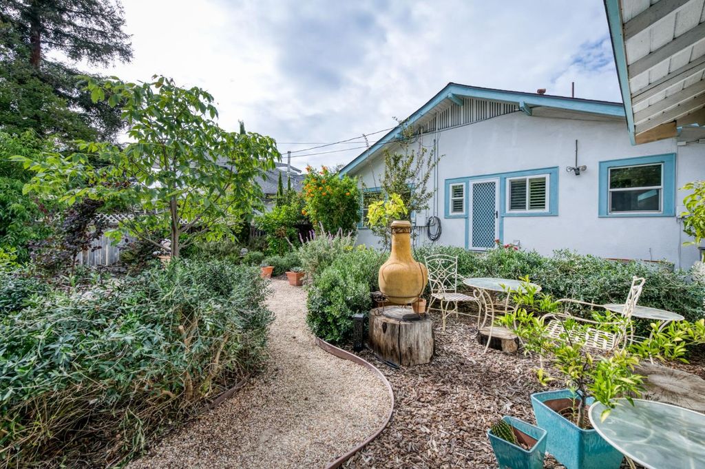 Image 39 of property listing at 636 E Yale Avenue, Fresno, CA 93704