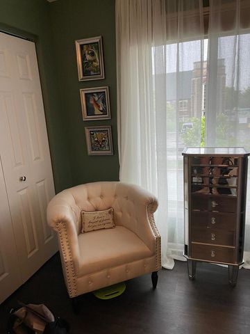 11103 S St Louis Avenue 203, Chicago, IL 60655