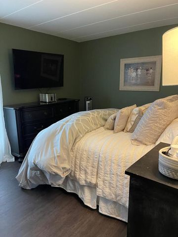 11103 S St Louis Avenue 203, Chicago, IL 60655