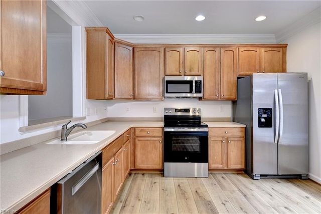 4215 New Town AVE, Williamsburg, VA 23188