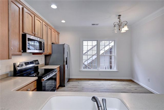 4215 New Town AVE, Williamsburg, VA 23188