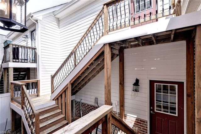 4215 New Town AVE, Williamsburg, VA 23188