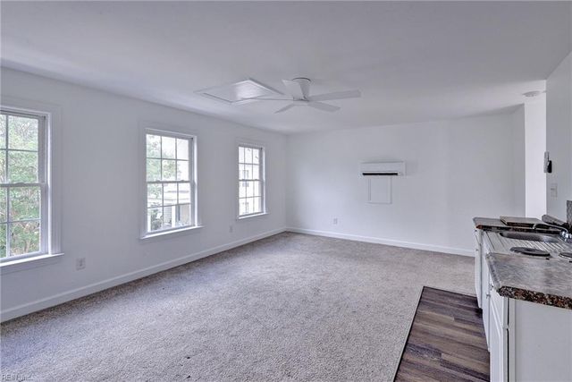 4215 New Town AVE, Williamsburg, VA 23188