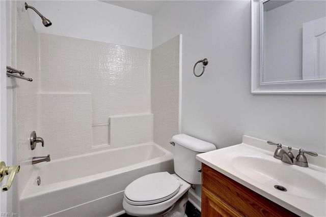 4215 New Town AVE, Williamsburg, VA 23188