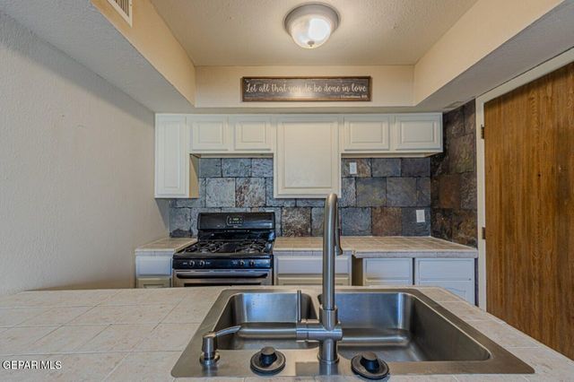 11105 La Quinta Place C, El Paso, TX 79936