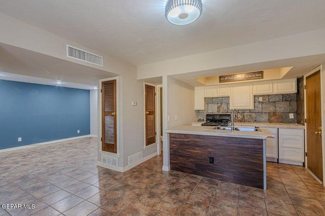 11105 La Quinta Place C, El Paso, TX 79936