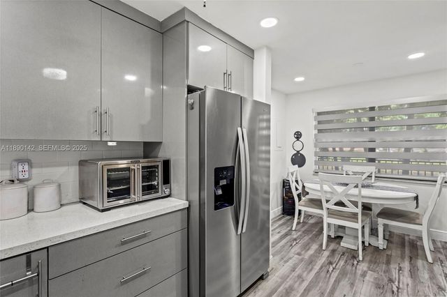 10400 NW 30th Court 202, Sunrise, FL 33322