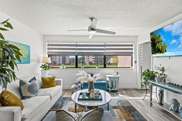 10400 NW 30th Court 202, Sunrise, FL 33322