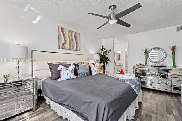 10400 NW 30th Court 202, Sunrise, FL 33322