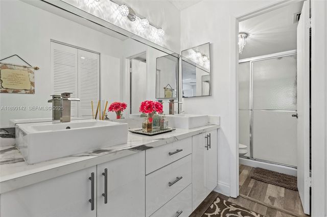 10400 NW 30th Court 202, Sunrise, FL 33322