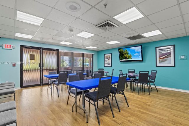 10400 NW 30th Court 202, Sunrise, FL 33322