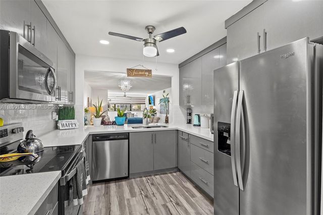 10400 NW 30th Court 202, Sunrise, FL 33322