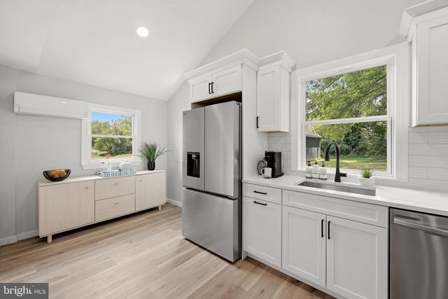 5835 LORD FAIRFAX HWY, Berryville, VA 22611