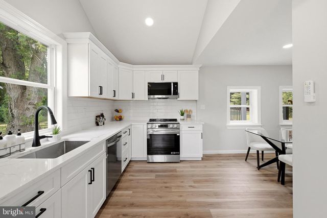 5835 LORD FAIRFAX HWY, Berryville, VA 22611