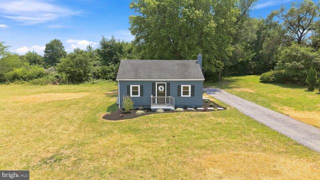 5835 LORD FAIRFAX HWY, Berryville, VA 22611