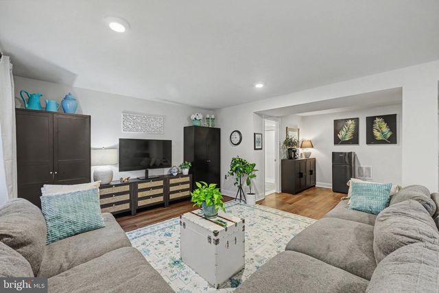 7701 RIPARIAN CT, Fredericksburg, VA 22408