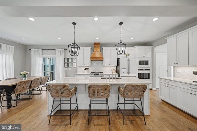 7701 RIPARIAN CT, Fredericksburg, VA 22408