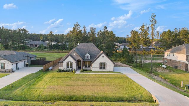 13451 Maverick Trail, Conroe, TX 77303