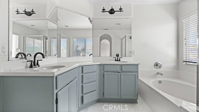 29360 Coral Island Ct, Menifee, CA 92585