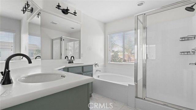 29360 Coral Island Ct, Menifee, CA 92585