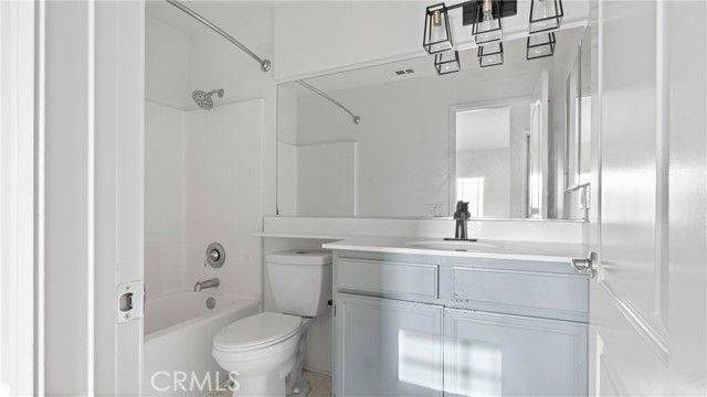 29360 Coral Island Ct, Menifee, CA 92585