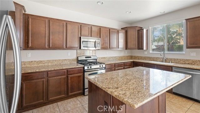 29360 Coral Island Ct, Menifee, CA 92585