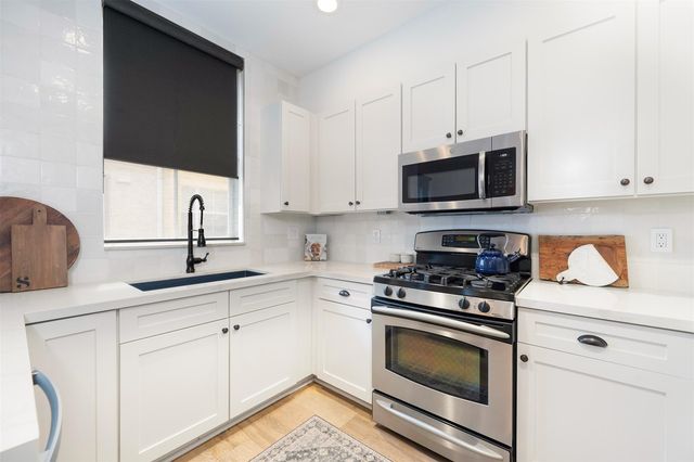 540 NE 7TH Avenue 1, Fort Lauderdale, FL 33301