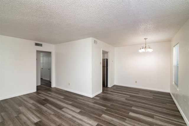 7050 Glenview Drive 53, North Richland Hills, TX 76180