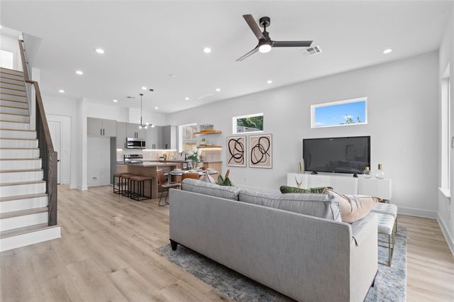 8102 Cannon Street, Houston, TX 77051