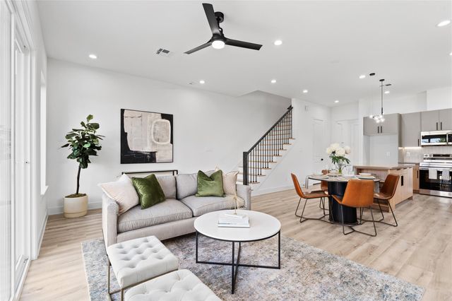 8102 Cannon Street, Houston, TX 77051