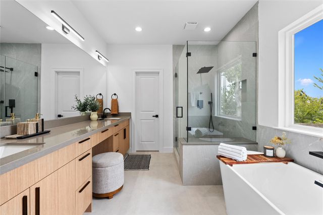 8102 Cannon Street, Houston, TX 77051