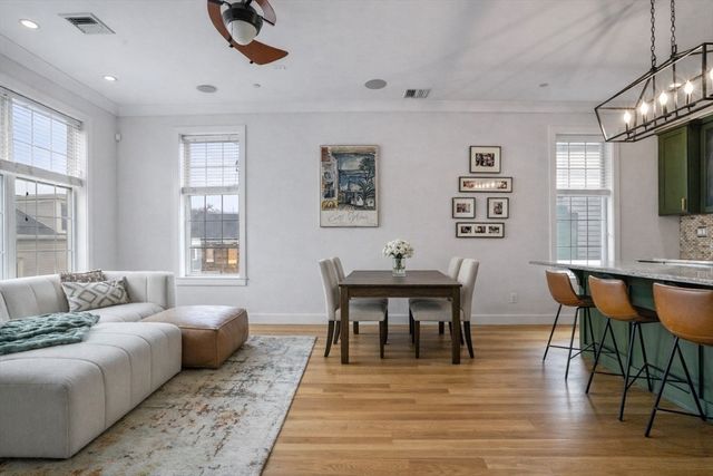 235 Gold St 3, Boston, MA 02127