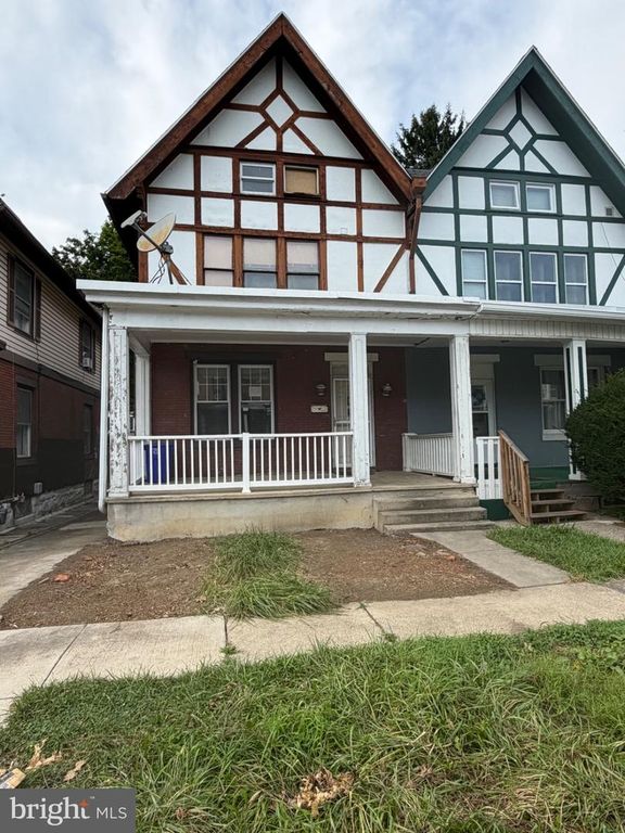 1612 BRIGGS ST, Harrisburg, PA 17103