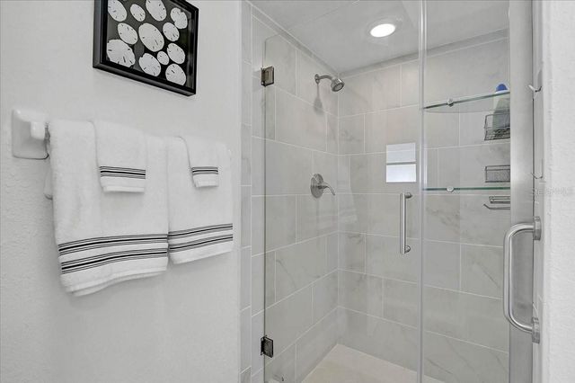 18380 ROBINSON AVENUE, Port Charlotte, FL 33948