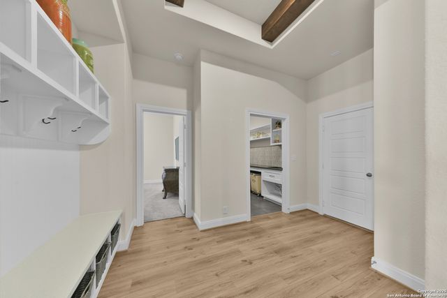 195 Piper St, Castroville, TX 78009