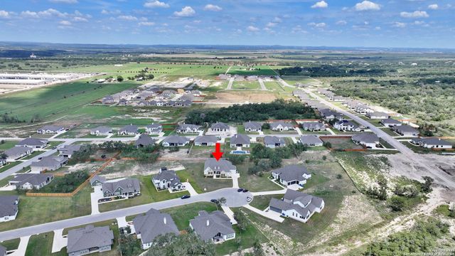195 Piper St, Castroville, TX 78009
