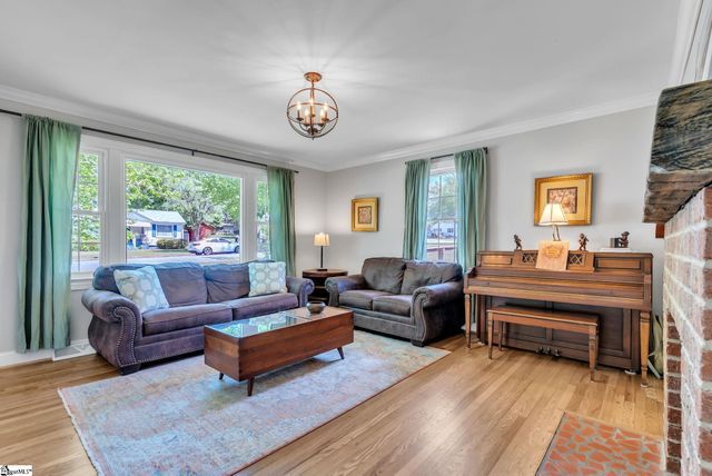 113 Carolina Avenue, Greer, SC 29650