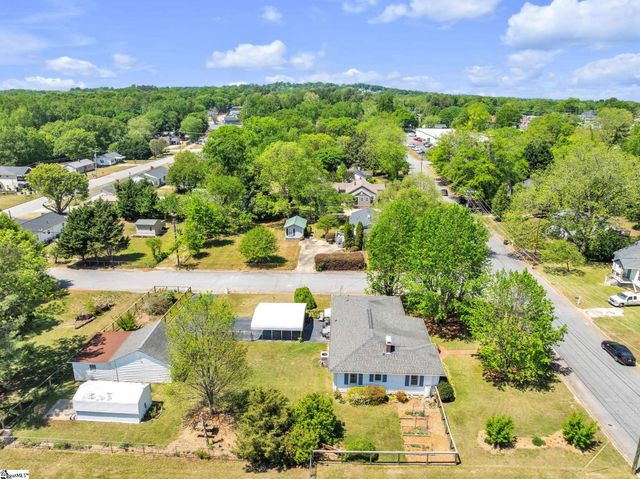 113 Carolina Avenue, Greer, SC 29650